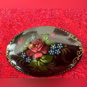Russian Fedoskino Lacquer Brooch